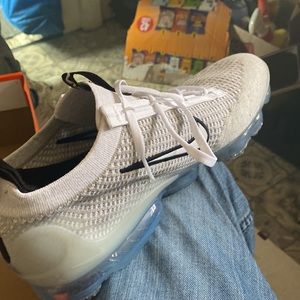 Brand new vapor max 2021 fx new in box